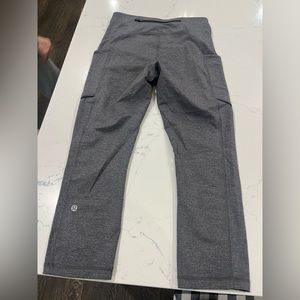 Grey lulu lemon crop leggings with pockets